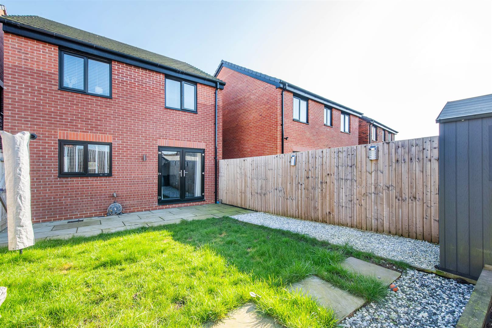 3 bed property in Orpington Place, Preston